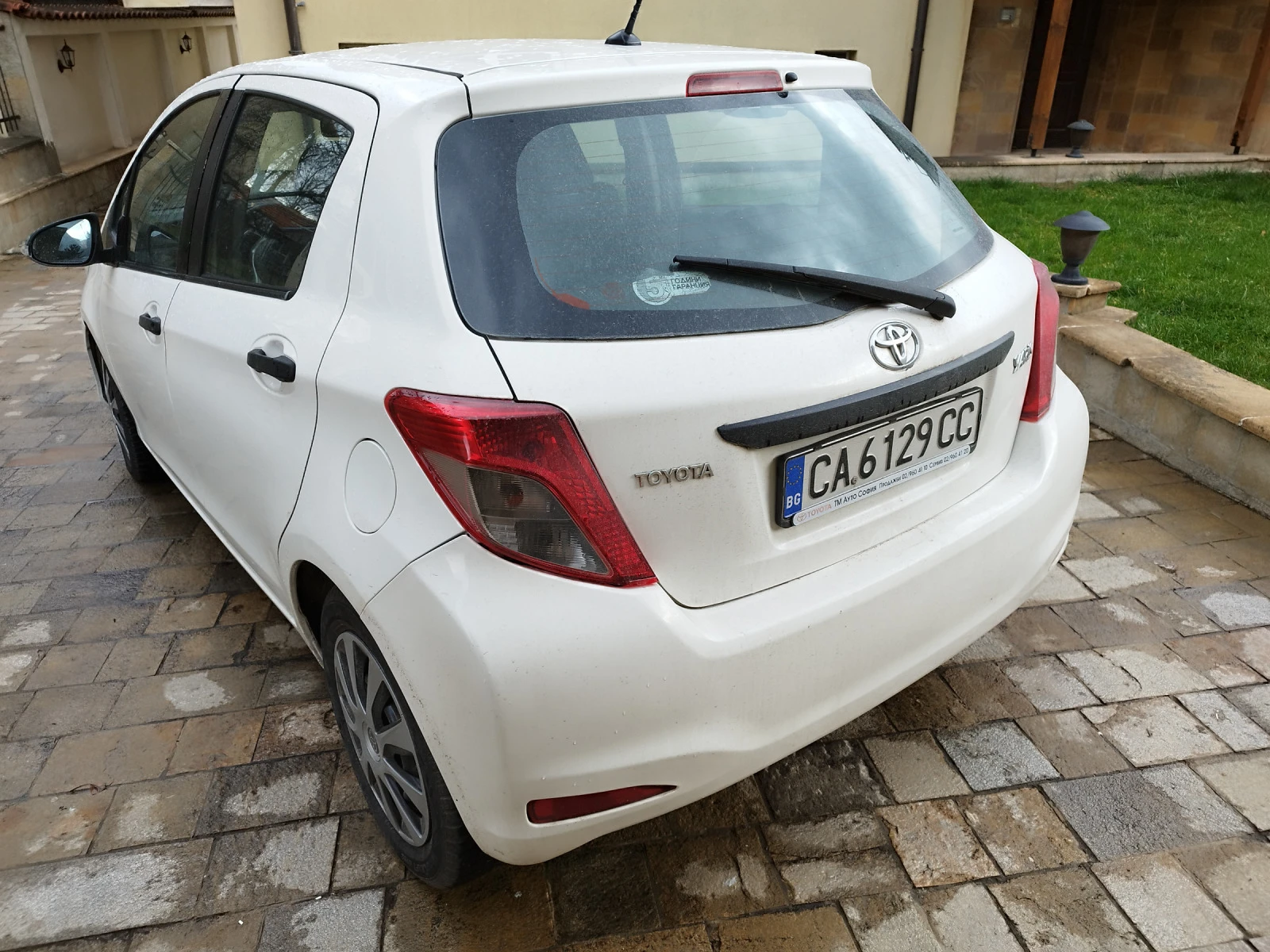 Toyota Yaris 1.33VVTI - изображение 5