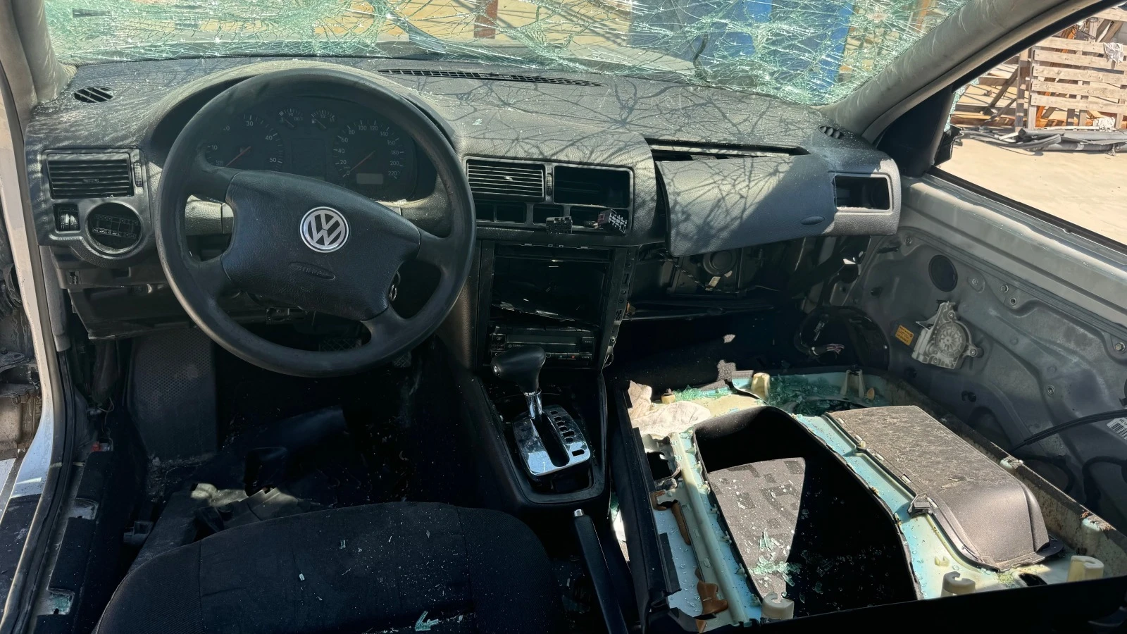 VW Golf VW Golf 4 1.9 TDI автоматик - изображение 6