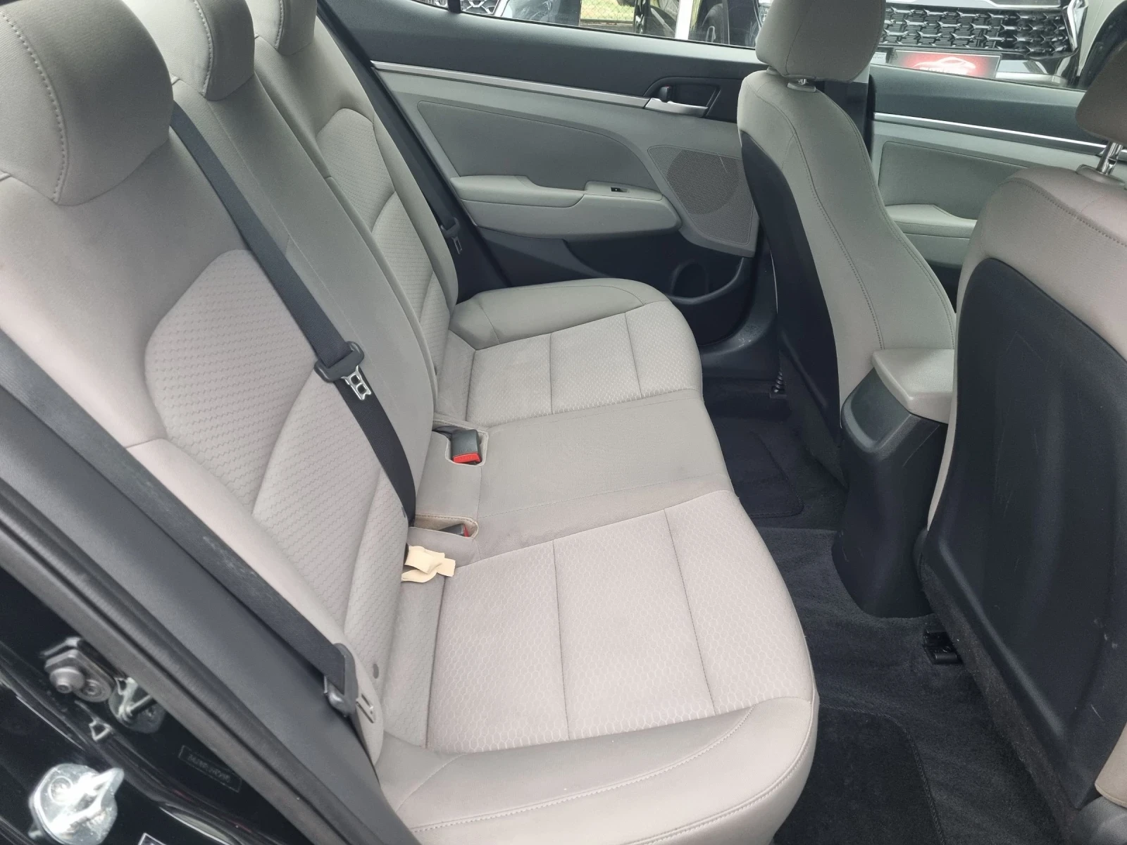 Hyundai Elantra 2.0 MPI*   | Mobile.bg   16