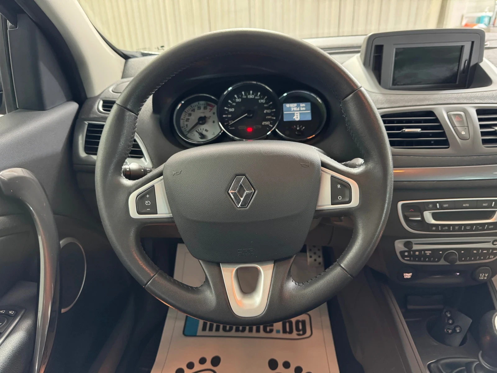 Renault Megane 1.4 i GT LINE, снимка 11 - Автомобили и джипове - 49377482