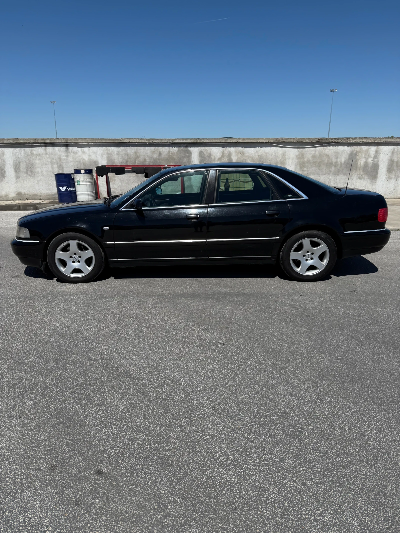 Audi A8  - изображение 2