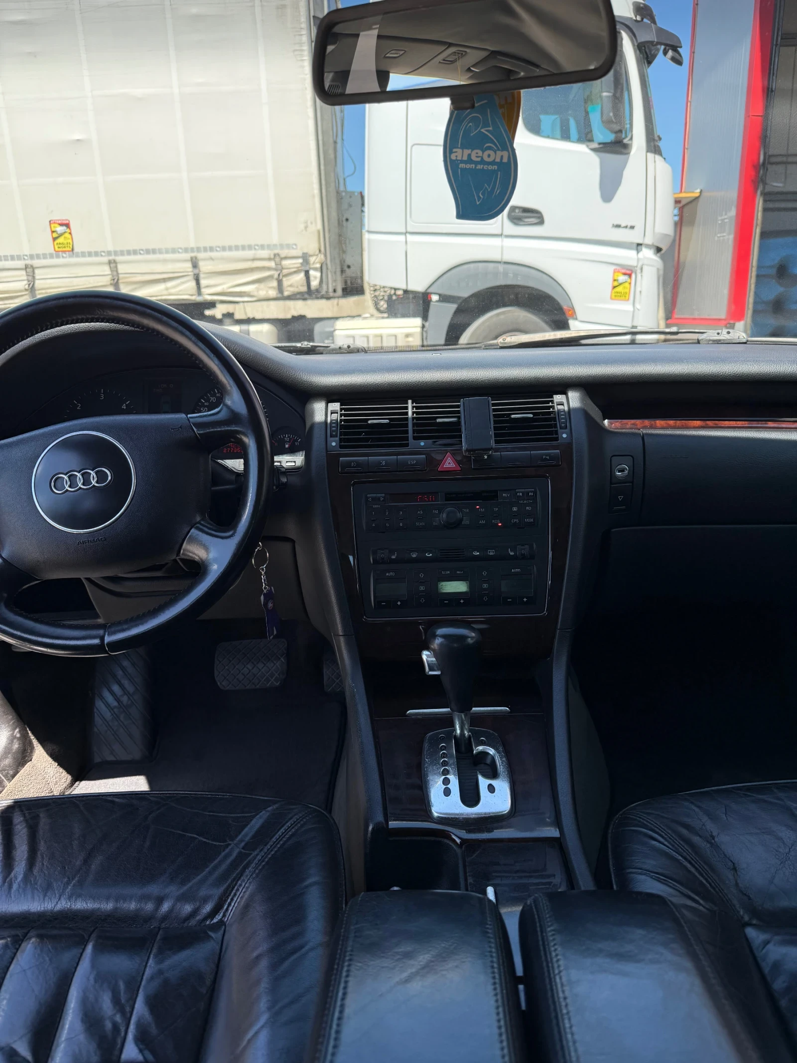 Audi A8  - изображение 7