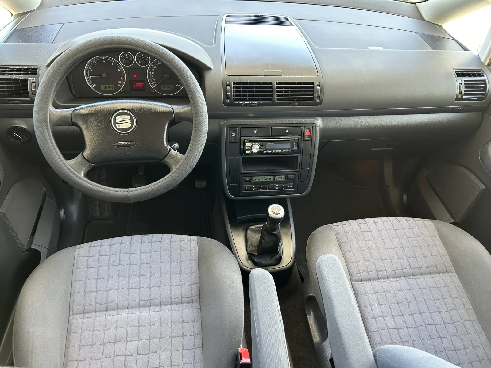 Seat Alhambra 1.8Turbo / 7 местен | Mobile.bg — изображение 13