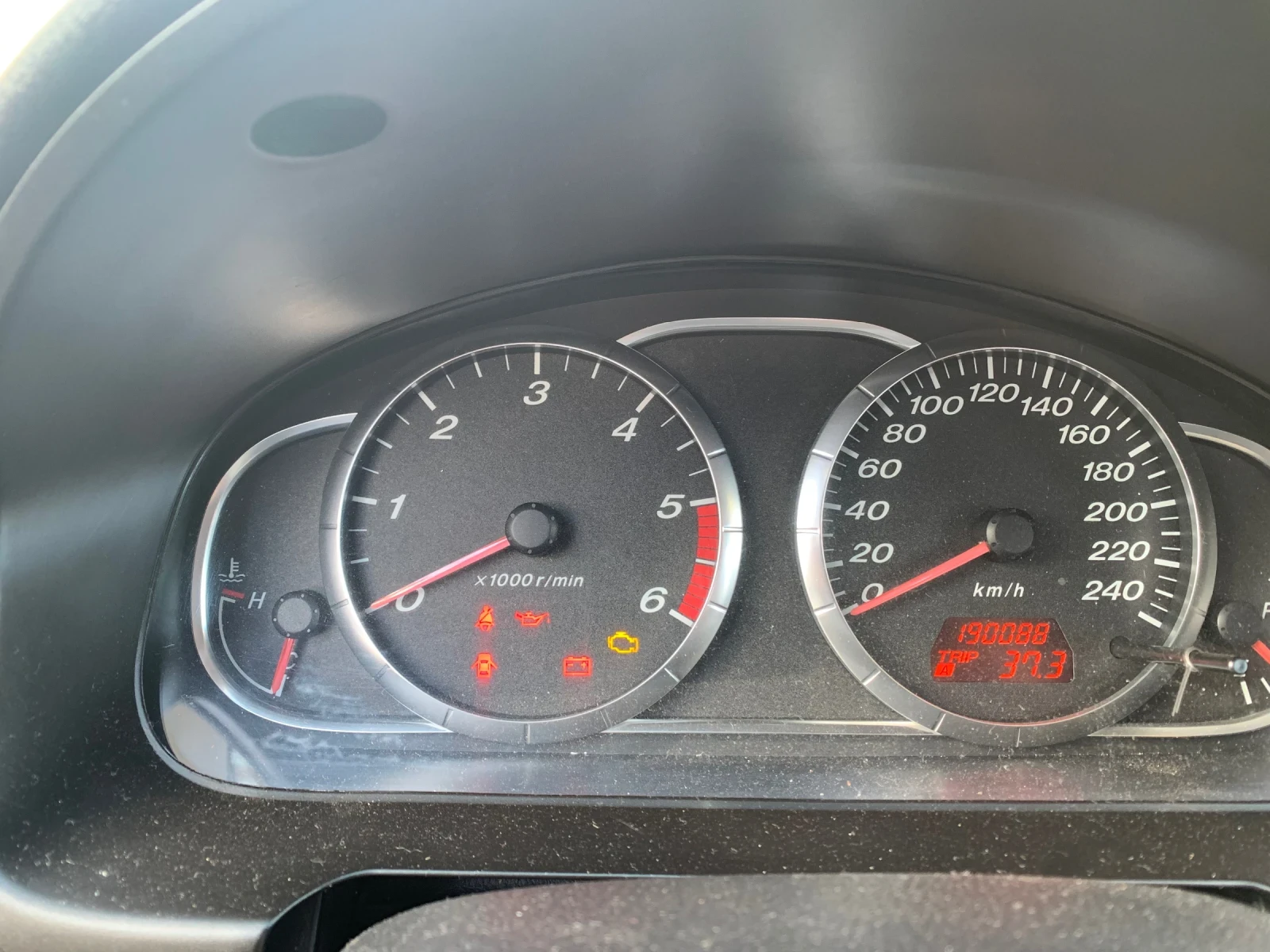 Mazda 6 2.0 - изображение 6