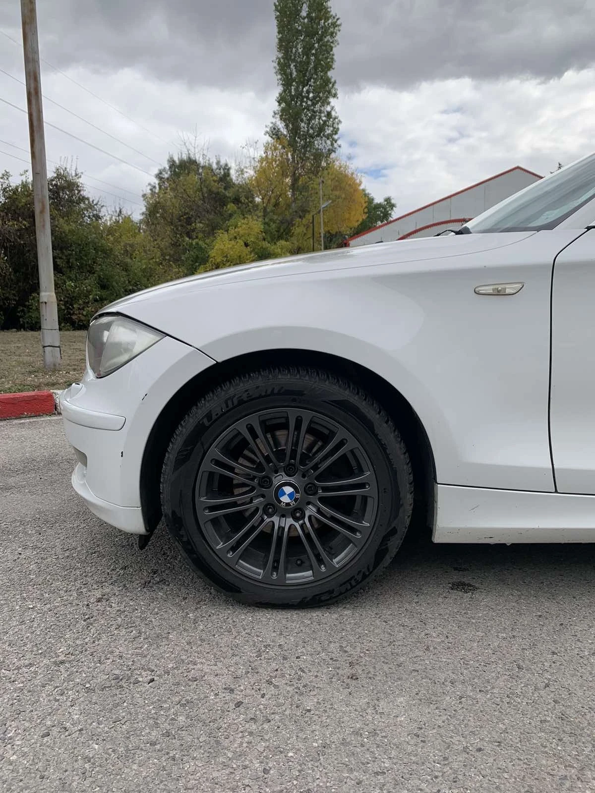 BMW 118 1.8 - изображение 3