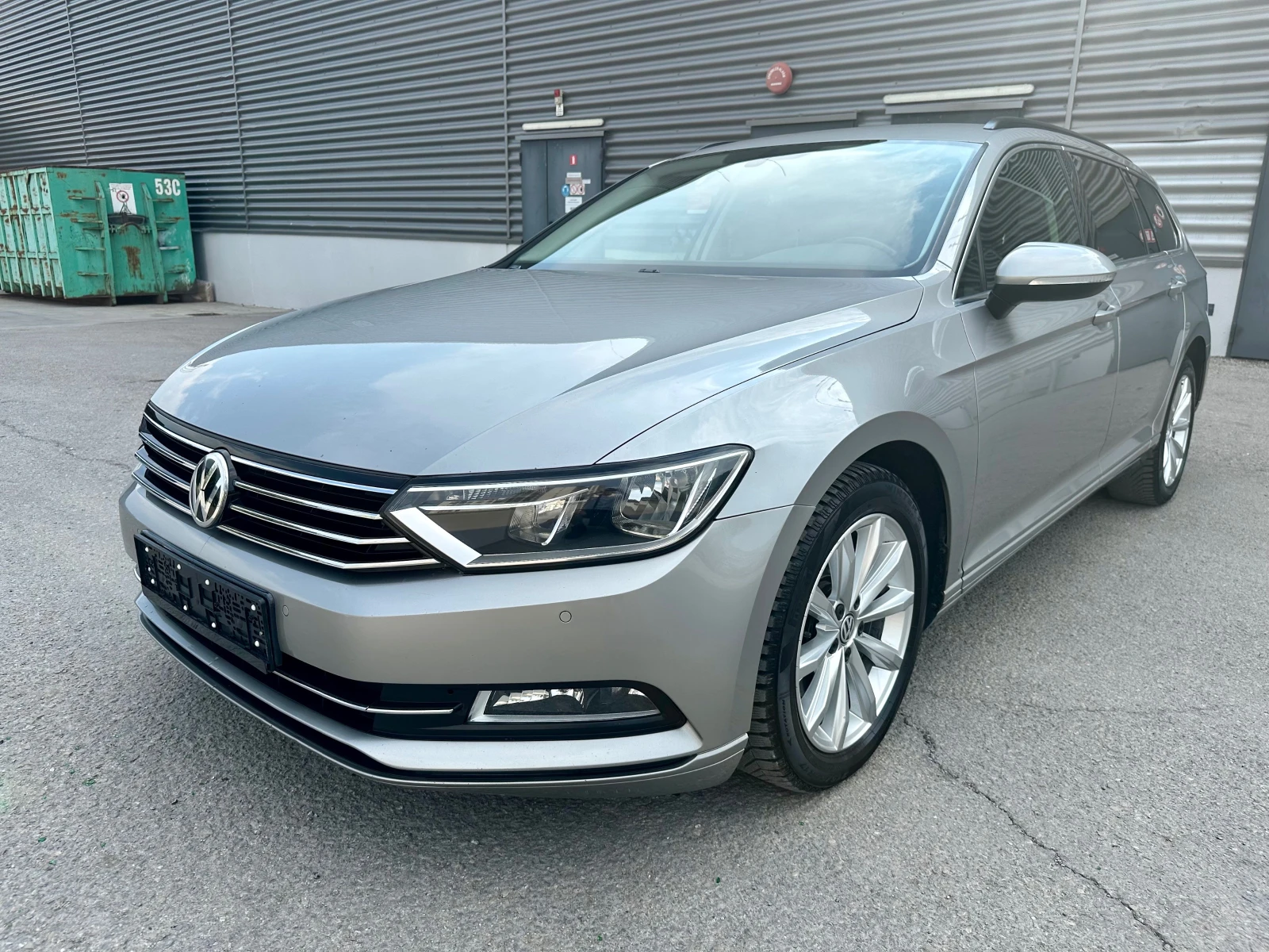 VW Passat 2.0 TDI * *  | Mobile.bg   1