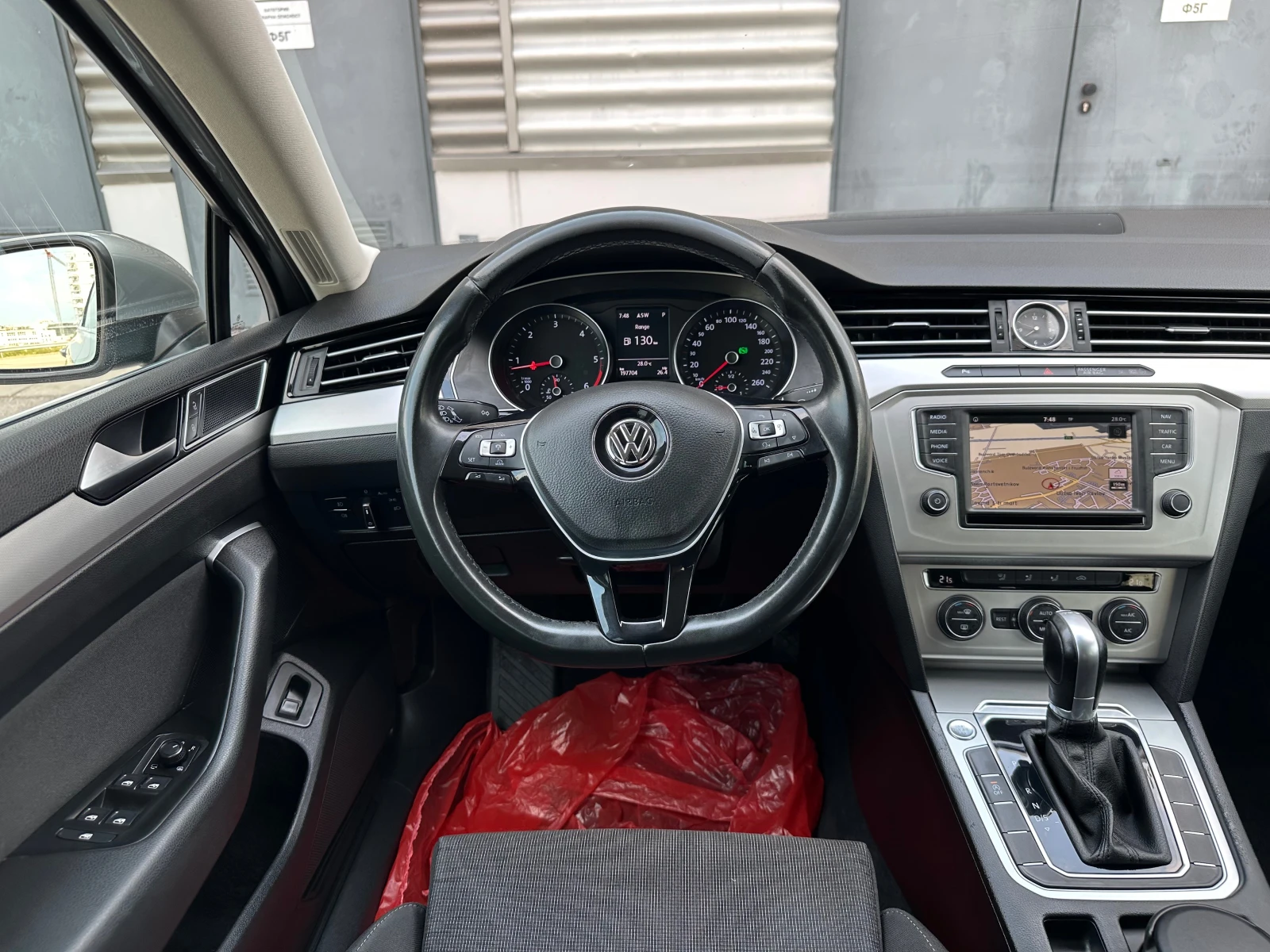VW Passat 2.0 TDI * АВТОМАТ*  - изображение 8