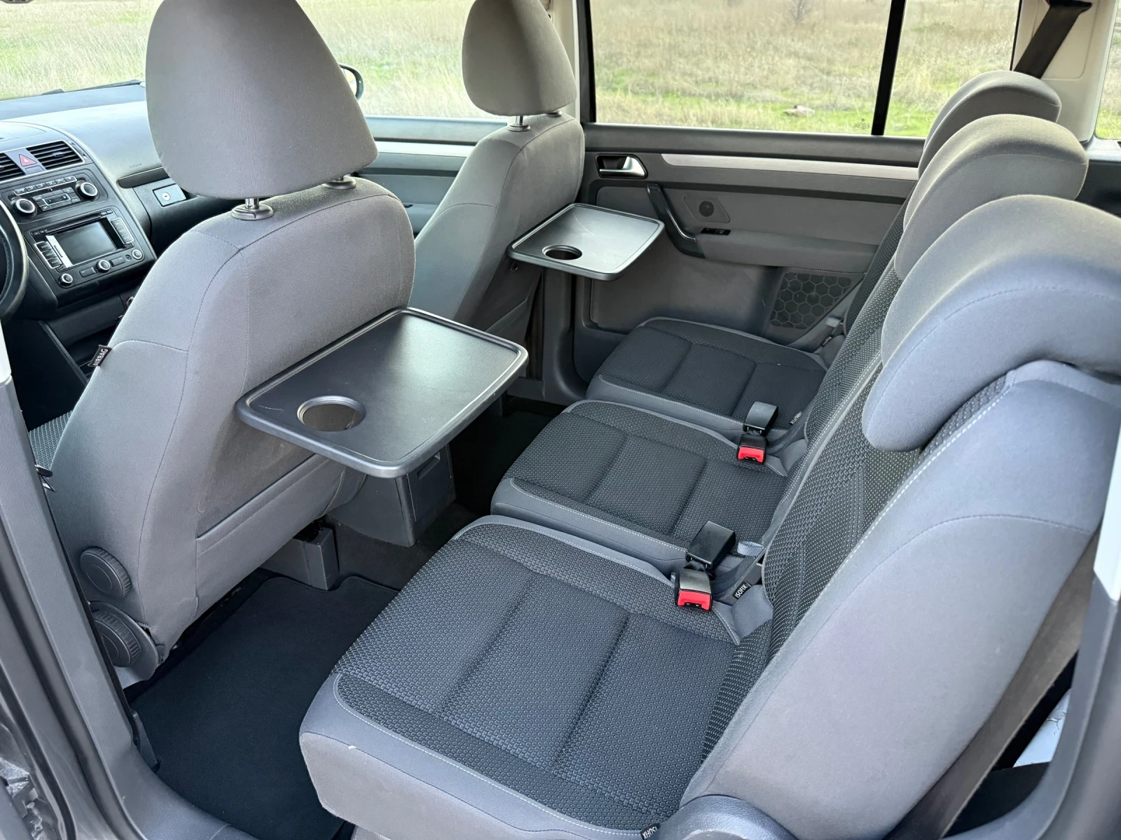 VW Touran 2.0 TDI / AVTOMAT / NAVI / PANORAMA / PARKTRONIC  | Mobile.bg � ����������� 12