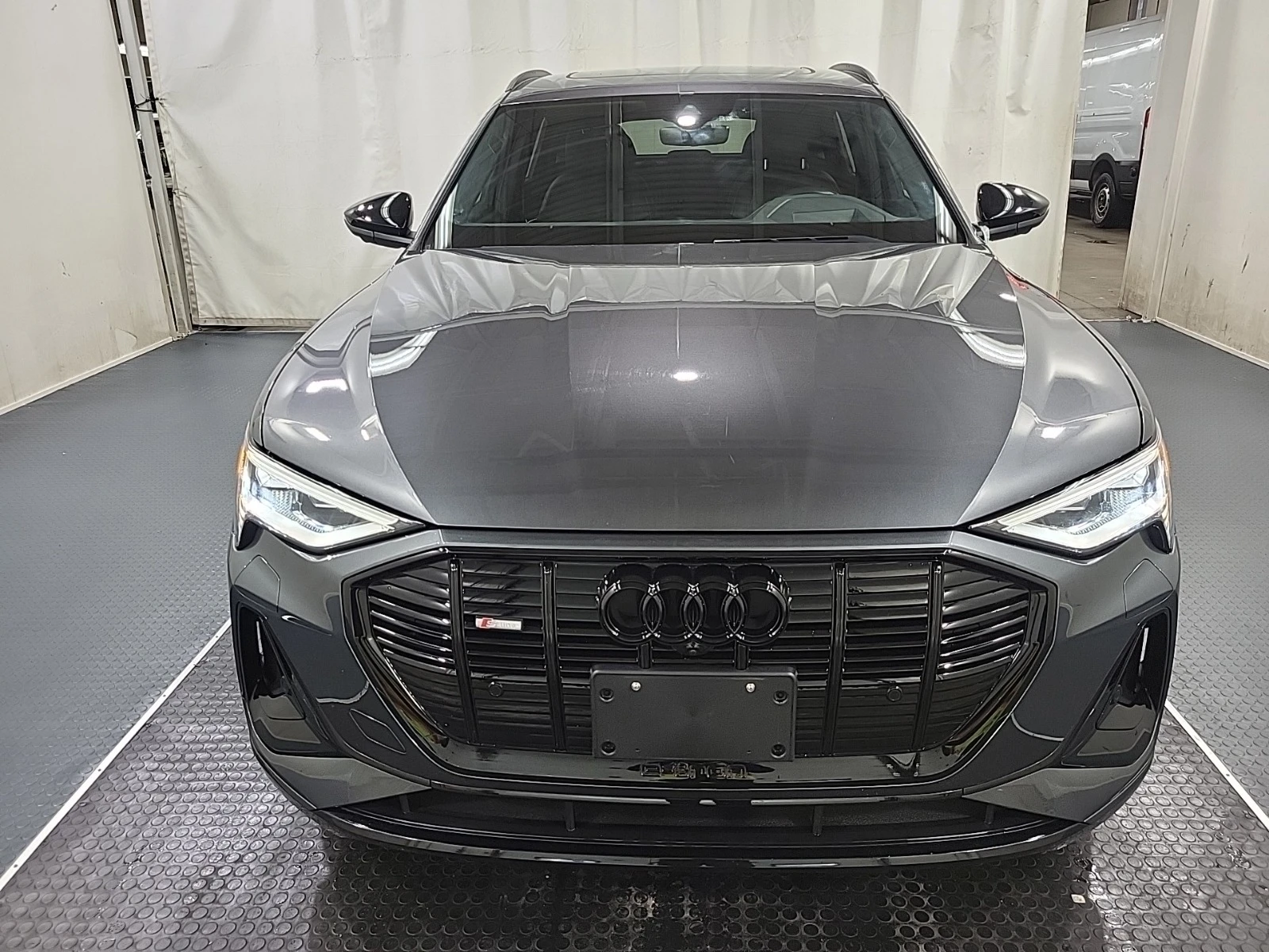 Audi E-Tron SPORTBACK* TECHNIK* AWD* CARFAX* АВТО КРЕДИТ*  - изображение 3