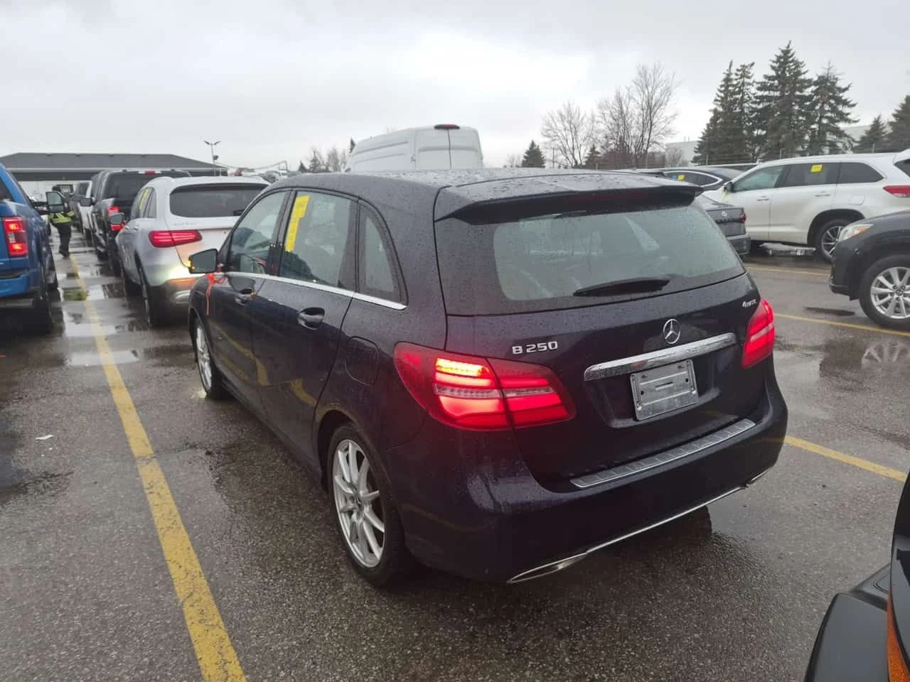 Mercedes-Benz B 250 * ПАНОРАМА* ПАМЕТ* ПОДГРЕВИ* CARFAX *  - изображение 3