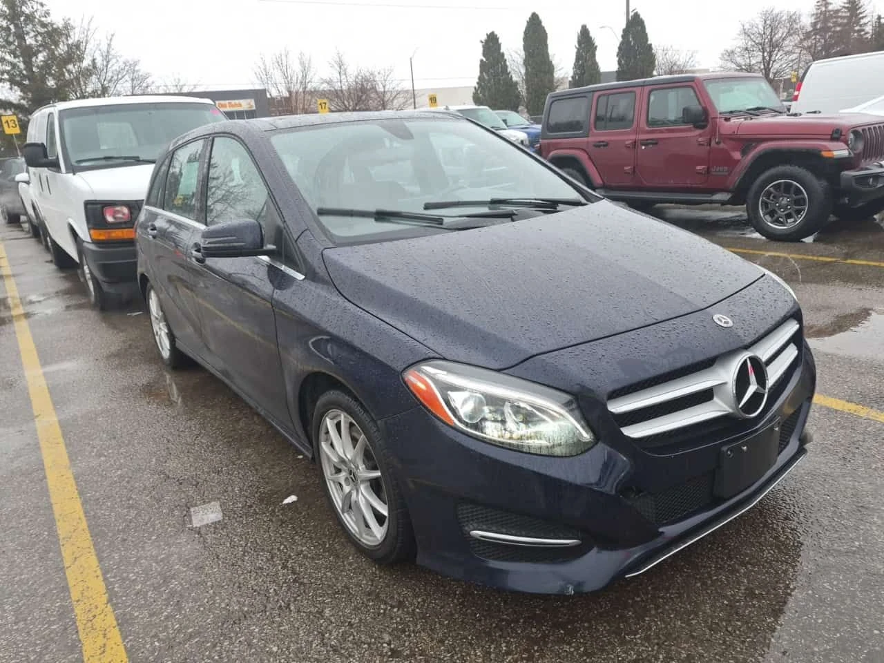 Mercedes-Benz B 250 * ПАНОРАМА* ПАМЕТ* ПОДГРЕВИ* CARFAX *  - изображение 2