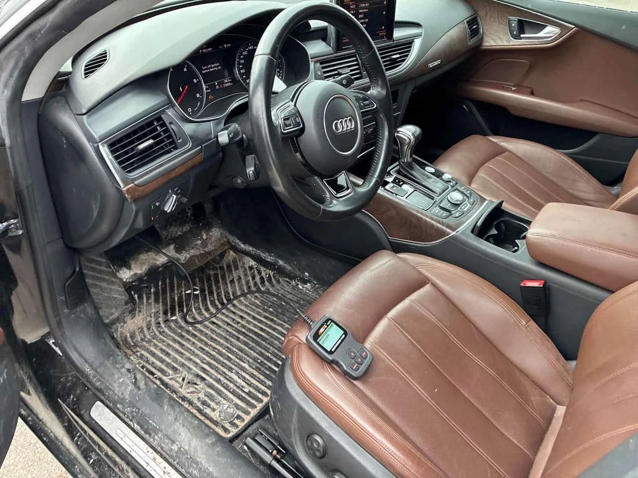 Audi A7 QUATTRO * 360 КАМЕРА* ОБДУХВАНЕ* ПОДГРЕВИ* , снимка 7 - Автомобили и джипове - 53930577