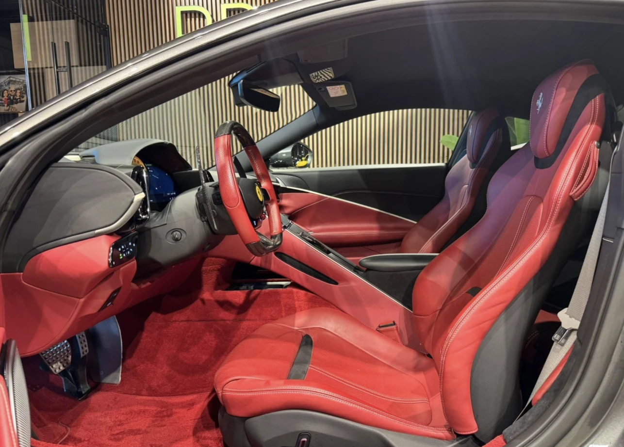 Ferrari Roma 3.9 V8 JBL/360/Обдухване, снимка 4 - Автомобили и джипове - 53971587