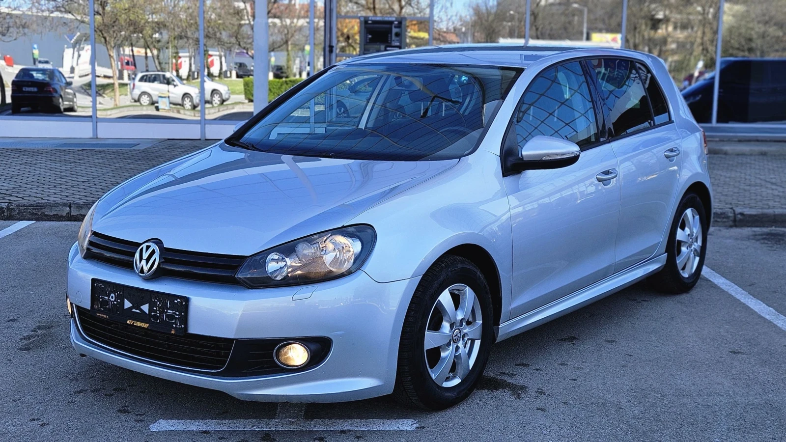 VW Golf, снимка 4 - Автомобили и джипове - 54161439