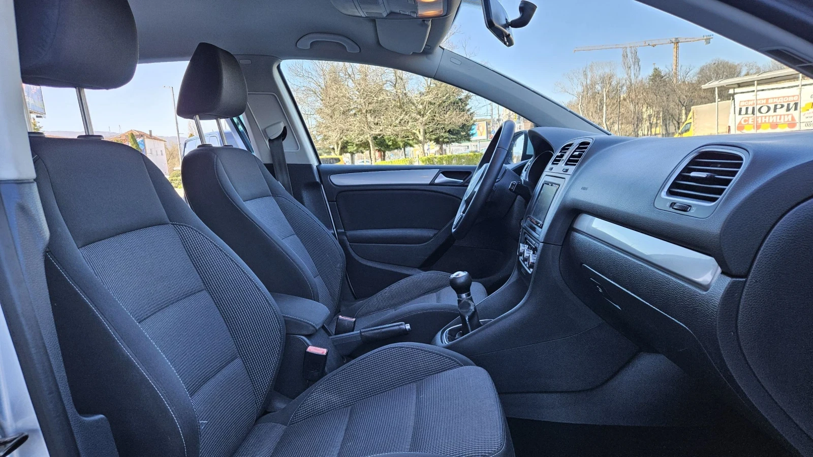 VW Golf, снимка 11 - Автомобили и джипове - 54161439