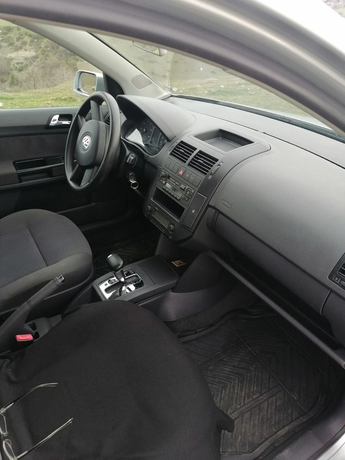 VW Polo, снимка 2 - Автомобили и джипове - 54194392