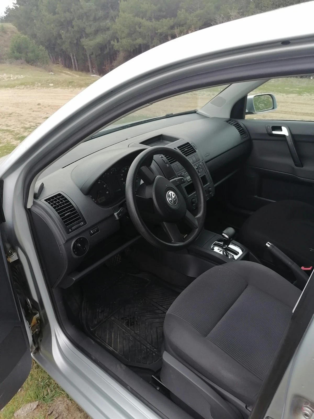 VW Polo, снимка 6 - Автомобили и джипове - 54194392