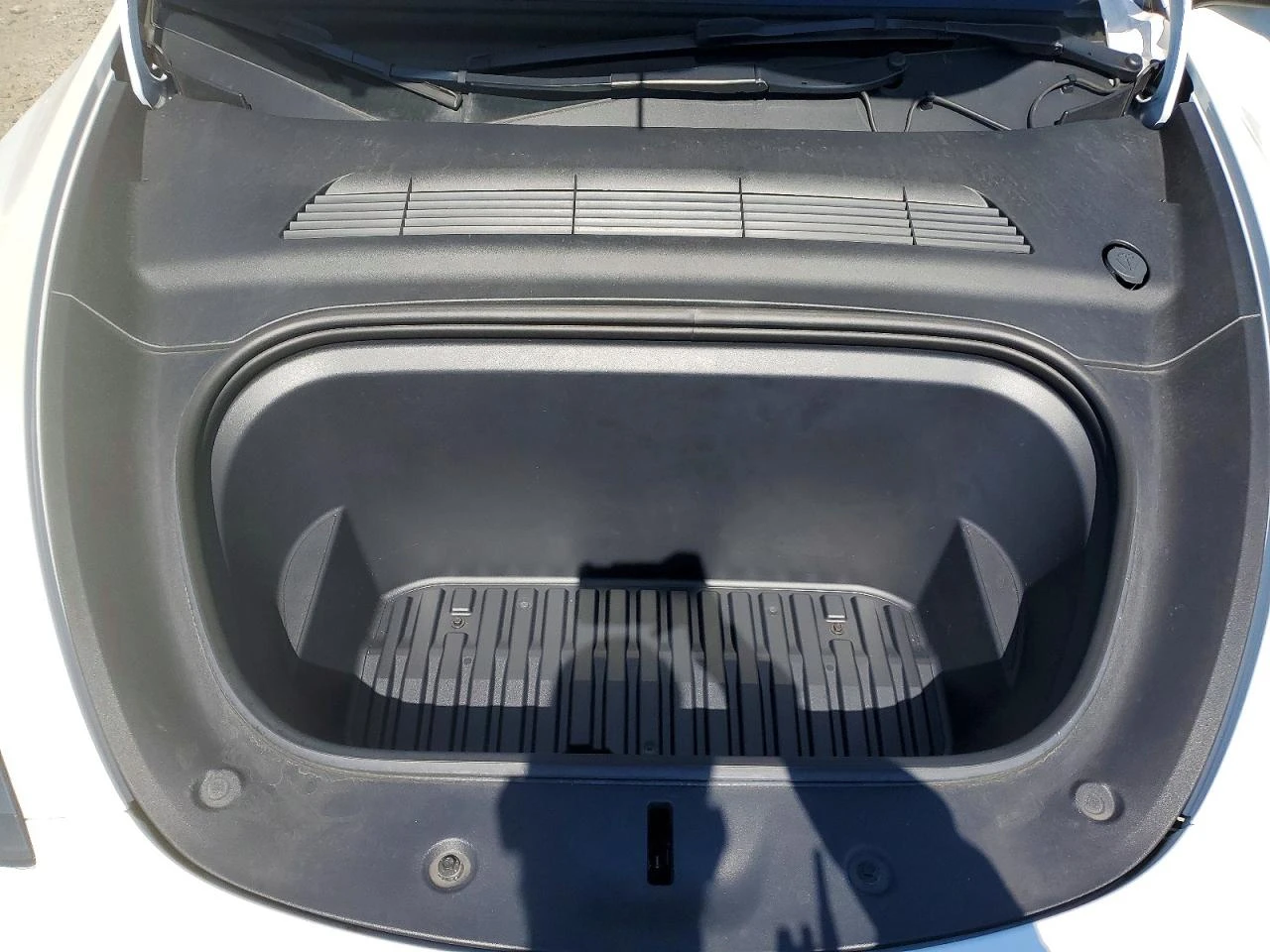 Tesla Model Y | Mobile.bg � ����������� 11