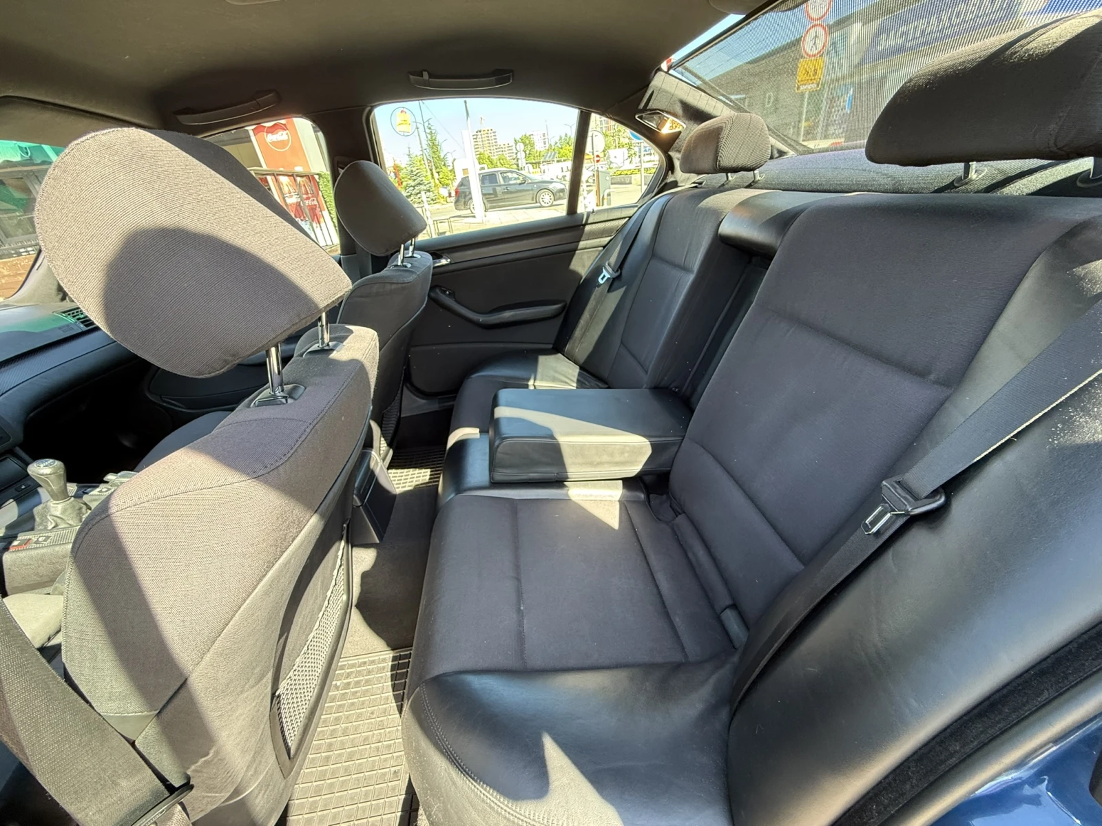 BMW 330, снимка 14 - Автомобили и джипове - 54725279
