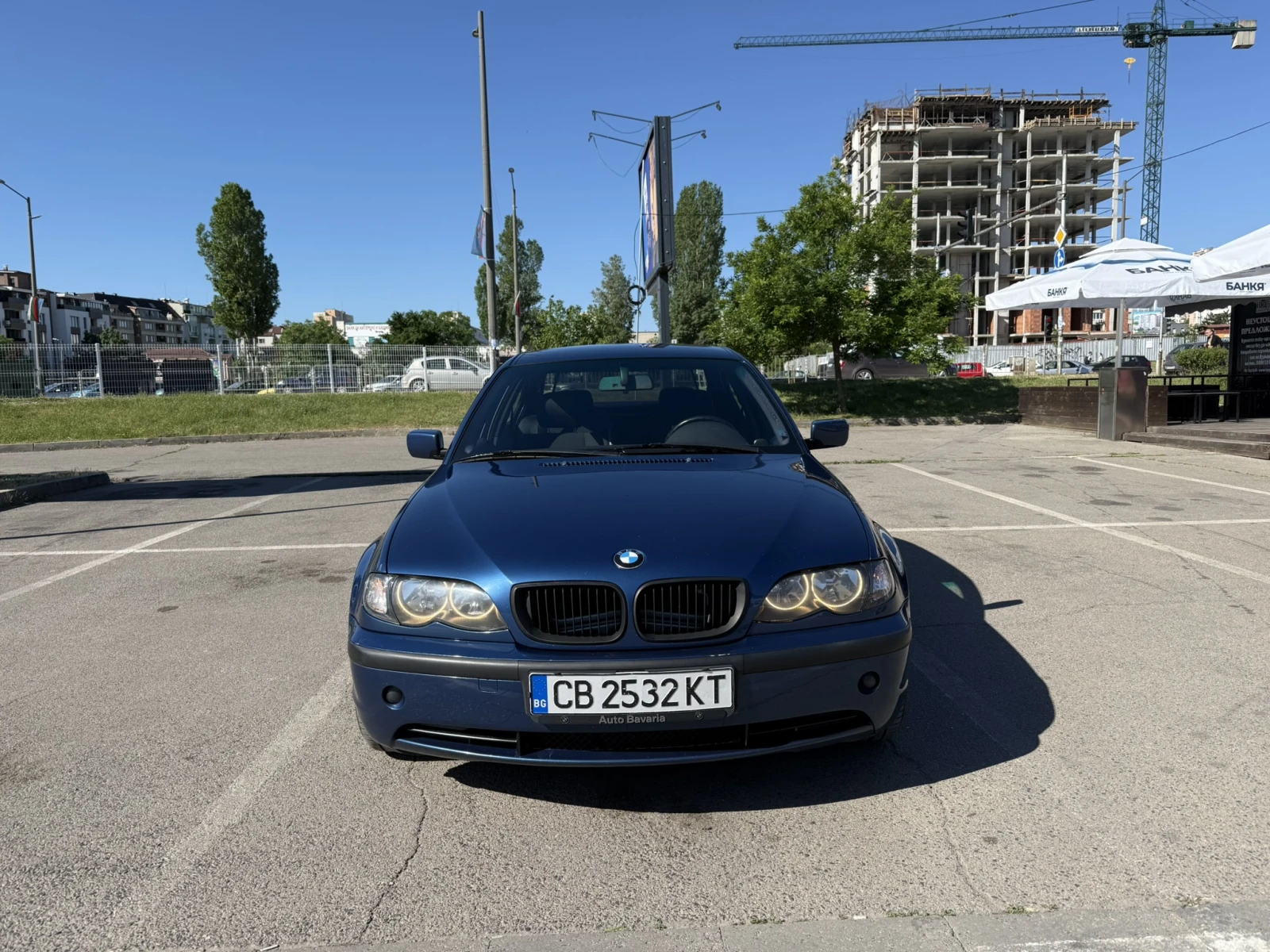 BMW 330