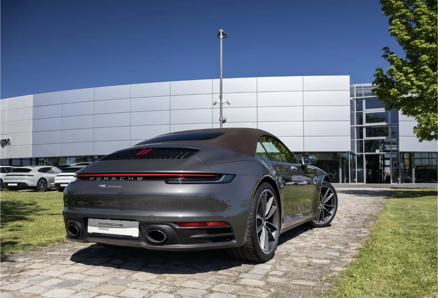Porsche 911 Cabriolet, снимка 5 - Автомобили и джипове - 54932504