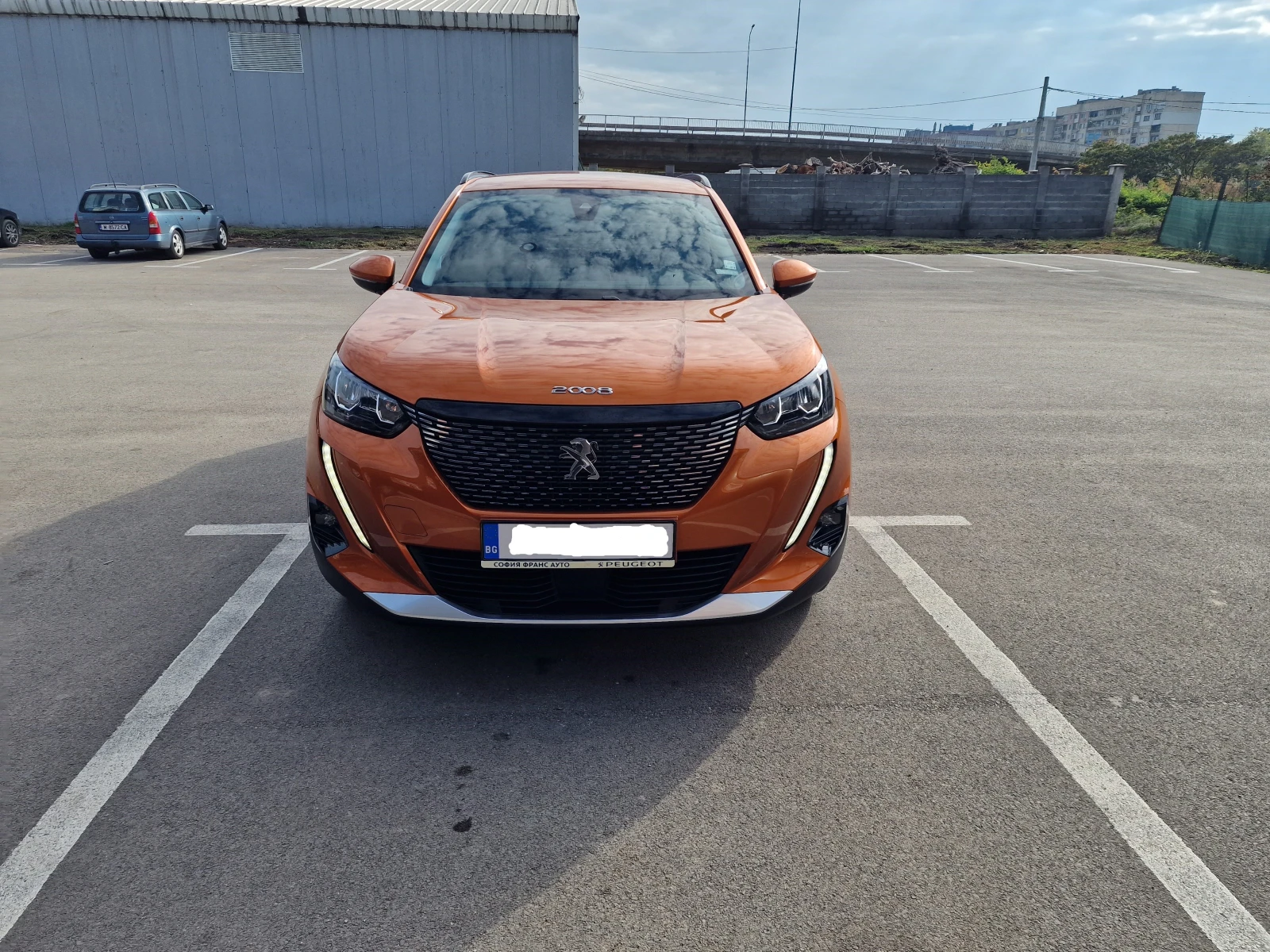Peugeot 2008 allure, снимка 6 - Автомобили и джипове - 55549847