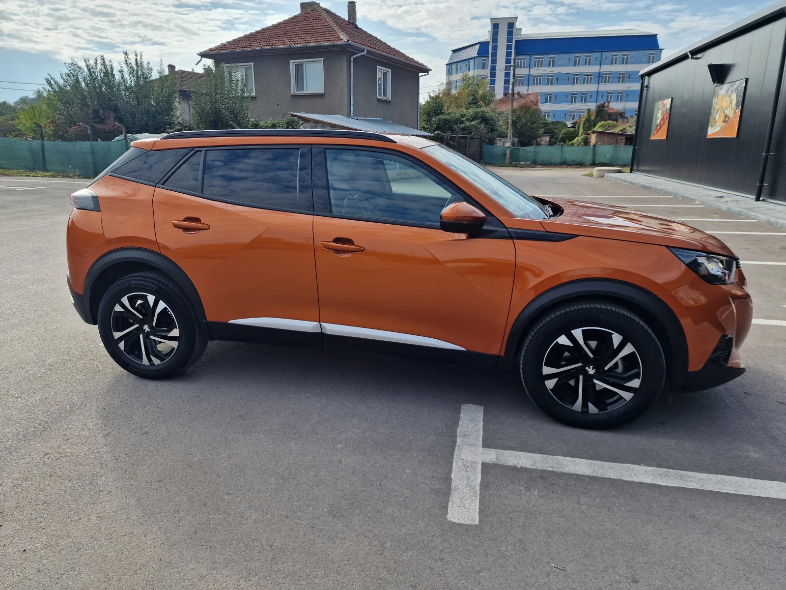 Peugeot 2008 allure, снимка 5 - Автомобили и джипове - 55549847