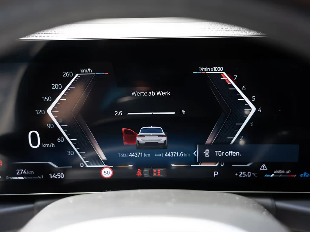 BMW 340 xDRIVE/374HP/HUD/LED/ACC/H&K/CAM/KLESS/MEMO/769z, снимка 10 - Автомобили и джипове - 55665609
