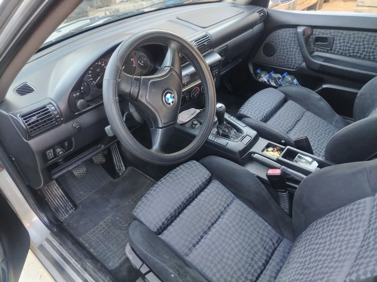 BMW 316, снимка 8 - Автомобили и джипове - 56131754