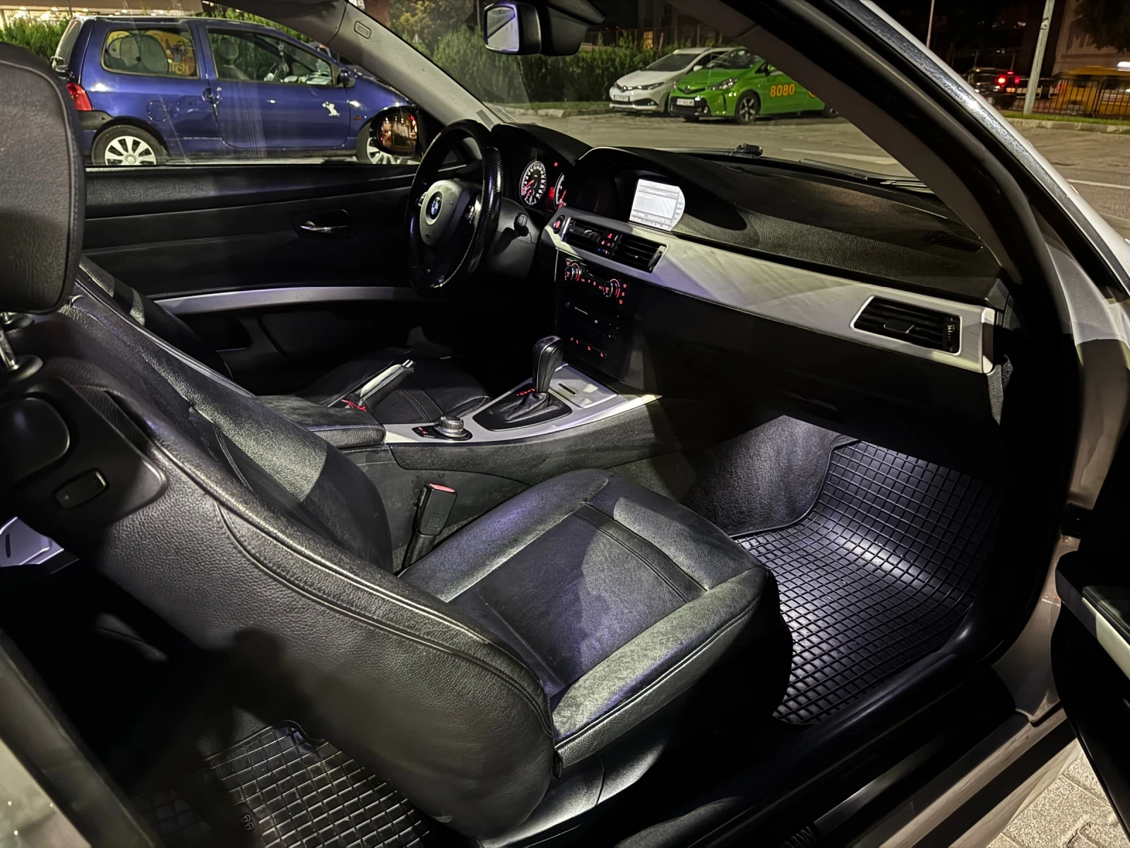 BMW 330 xd, снимка 10 - Автомобили и джипове - 56169167