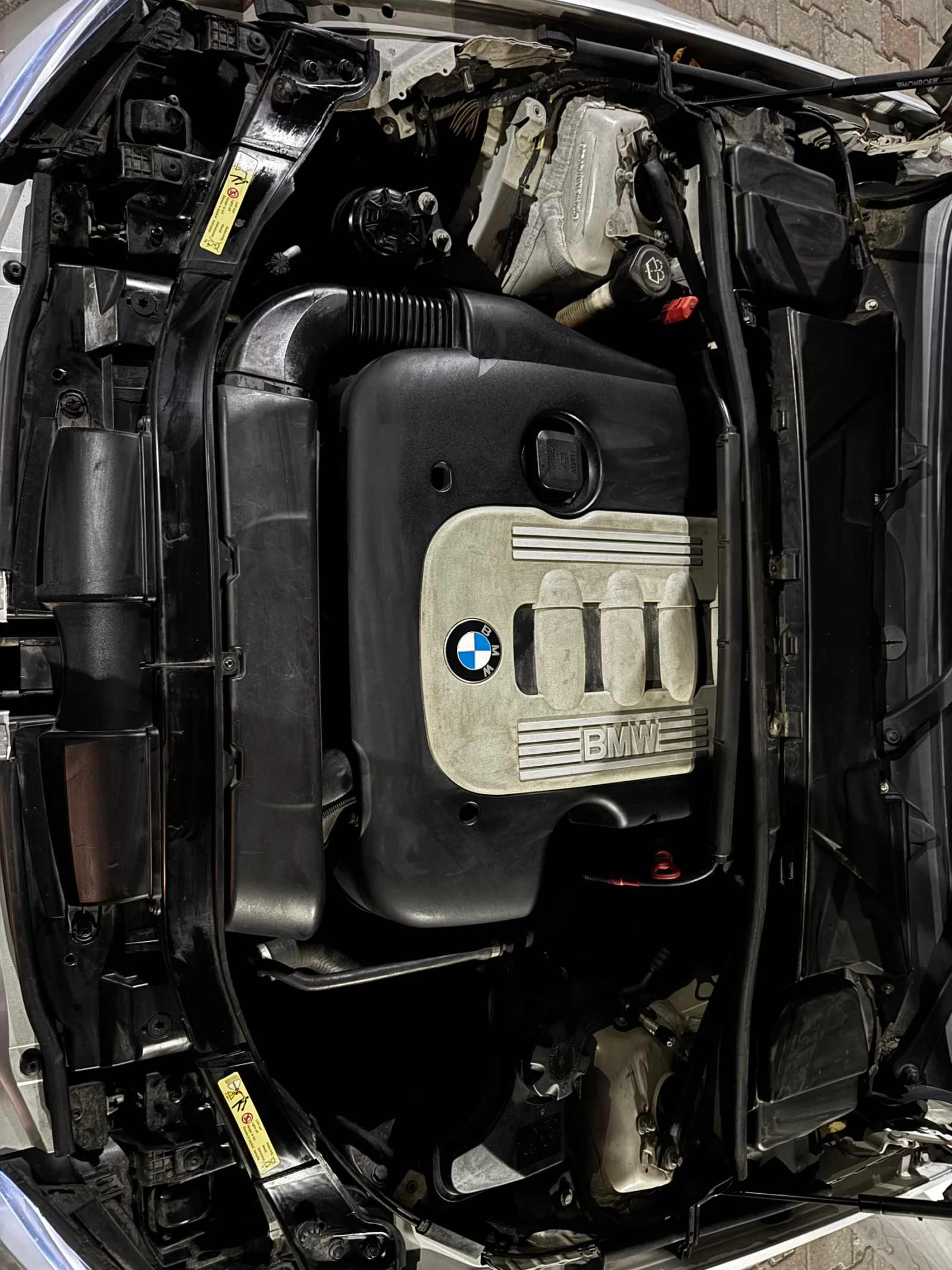 BMW 330 xd, снимка 15 - Автомобили и джипове - 56169167