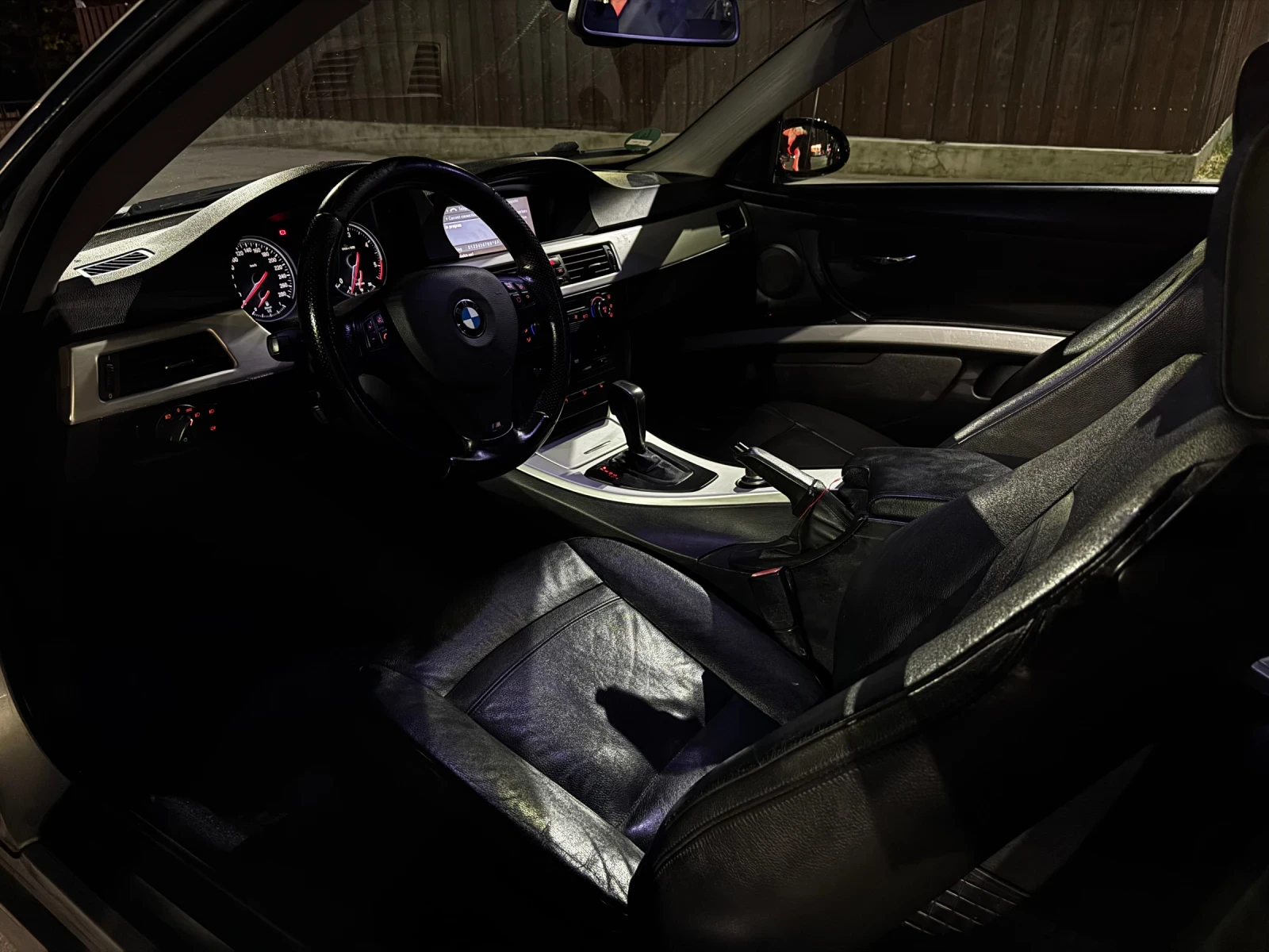 BMW 330 xd, снимка 11 - Автомобили и джипове - 56169167