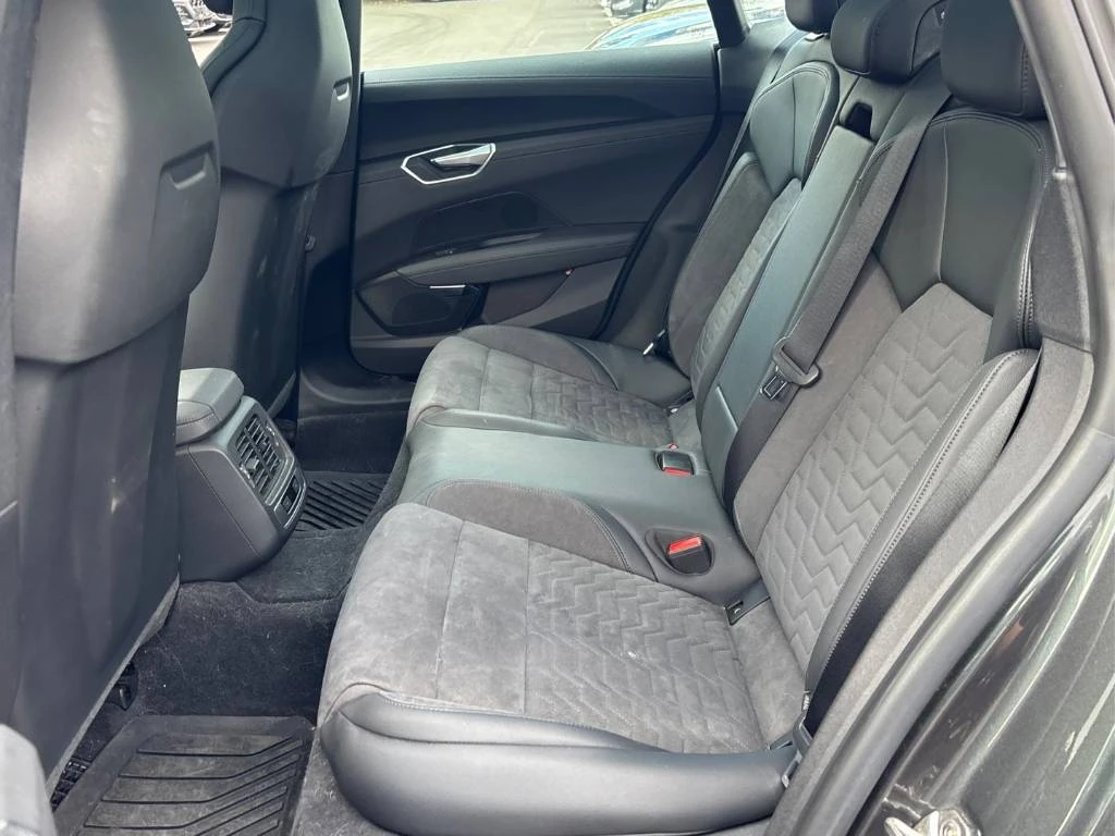 Audi E-Tron GT * CARFAX* ����� �� �����������*  | Mobile.bg � ����������� 10