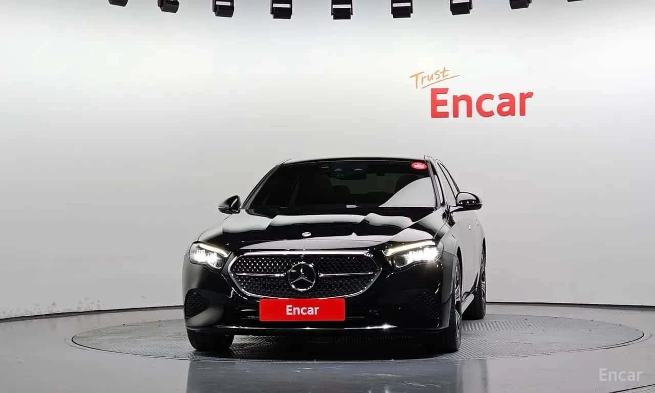 Mercedes-Benz E 200, снимка 3 - Автомобили и джипове - 56684754