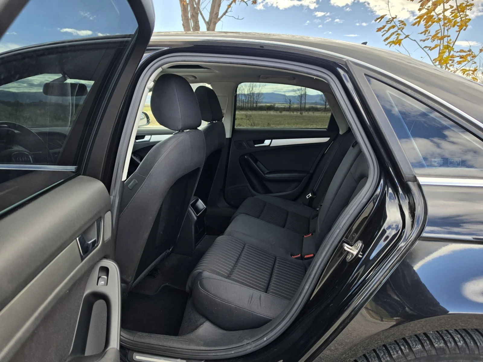 Audi A4 2.0 tdi, снимка 15 - Автомобили и джипове - 56703846