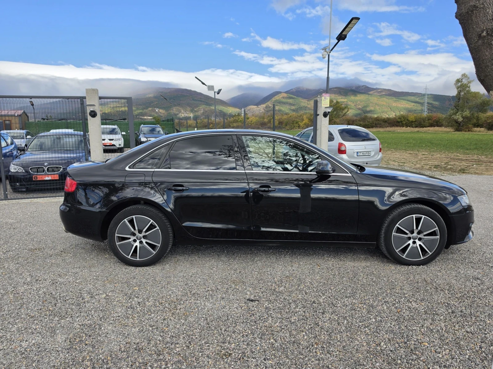 Audi A4 2.0 tdi, снимка 8 - Автомобили и джипове - 56703846