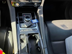 Jaguar F-PACE * 25t R Sport * CARFAX * , снимка 13