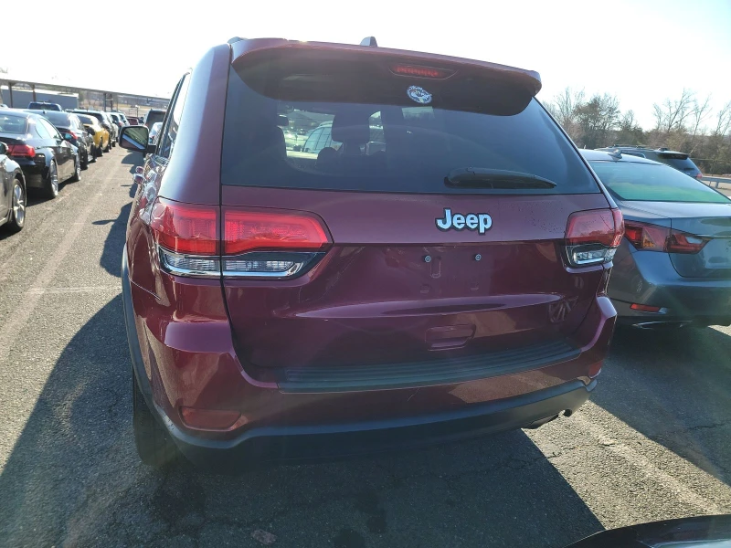 Jeep Grand cherokee 3.6* 8ZF* ПОДГРЕВ* КАМЕРА* КЕЙЛЕС* СТАВА* НА* ГАЗ*, снимка 6 - Автомобили и джипове - 48653585