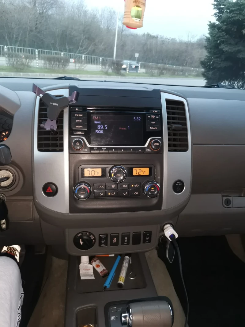 Nissan Frontier, снимка 8 - Автомобили и джипове - 48691018