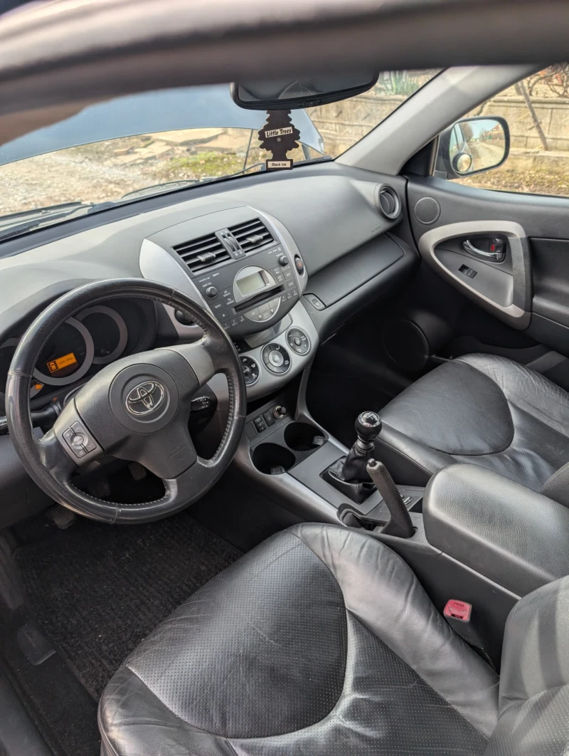 Toyota Rav4, снимка 5 - Автомобили и джипове - 49456888