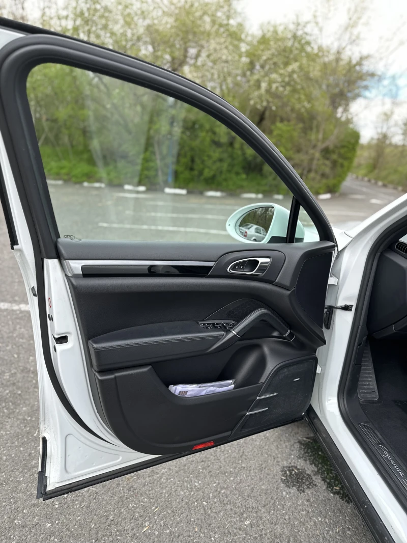Porsche Cayenne /FACE/PANO/ПОДГРЕВ/BOSSE/БАРТЕР, снимка 14 - Автомобили и джипове - 52180577
