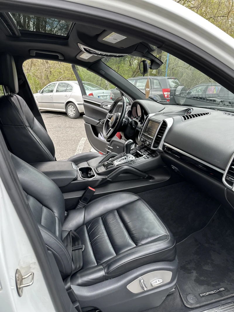 Porsche Cayenne /FACE/PANO/ПОДГРЕВ/BOSSE/БАРТЕР, снимка 11 - Автомобили и джипове - 52180577