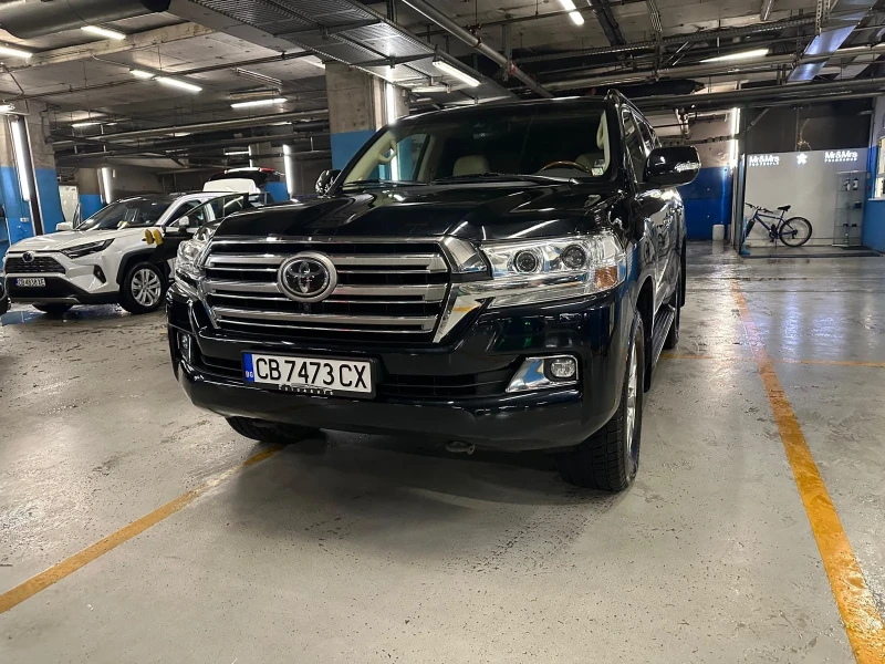 Toyota Land cruiser 4.6 всички екстри за модела!, снимка 2 - Автомобили и джипове - 53238269