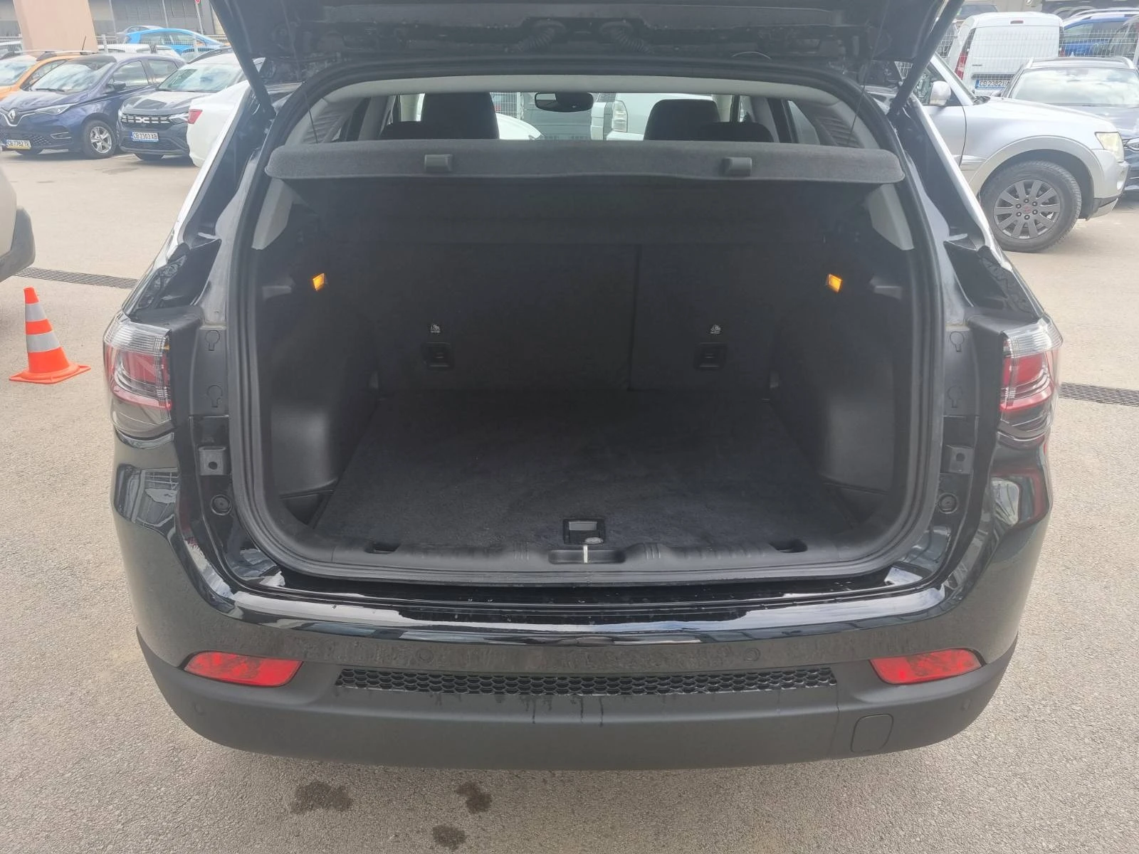 Jeep Compass 1.5 Hybrid | Mobile.bg   15