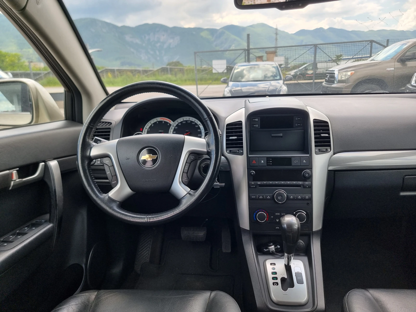 Chevrolet Captiva 2.0TDI , снимка 12 - Автомобили и джипове - 47524518