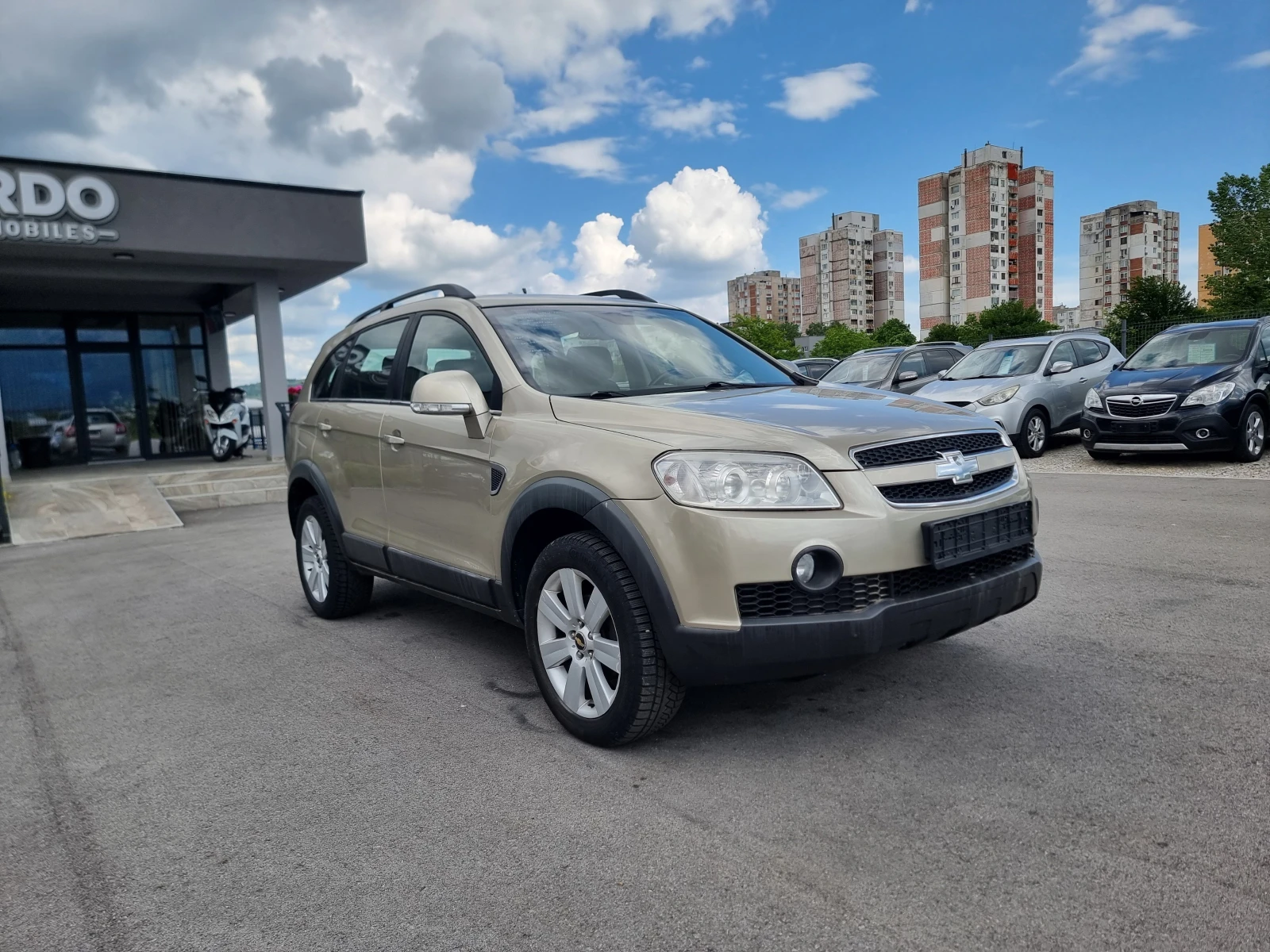 Chevrolet Captiva 2.0TDI , снимка 8 - Автомобили и джипове - 47524518
