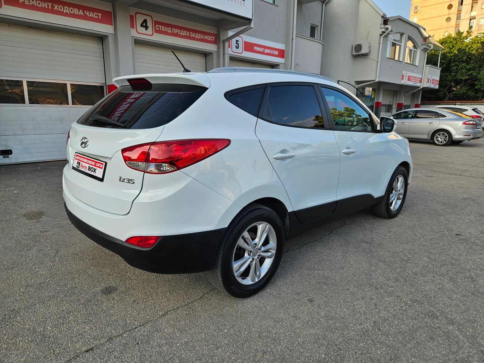 Hyundai IX35 2.0i (163 Hp) - изображение 5