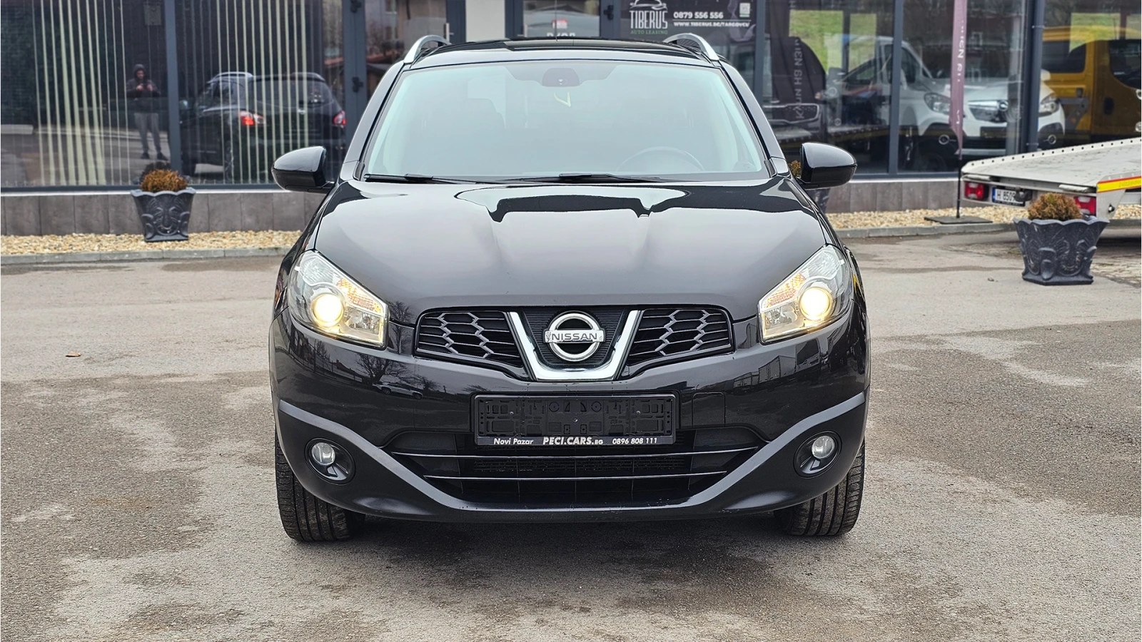 Nissan Qashqai + 2 2.0i 6SP CH-ПАНОРАМА-СЕРВИЗ ИСТ-ТОП СЪСТ-ЛИЗИН - изображение 2