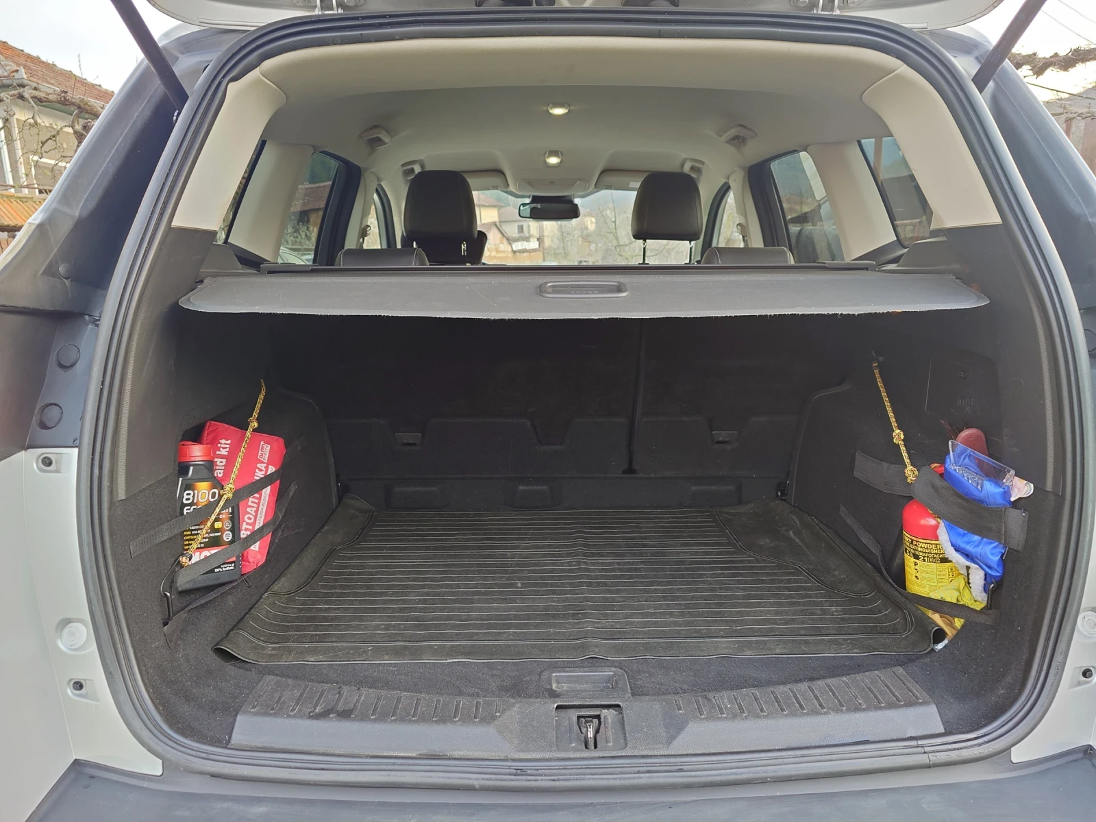 Ford Kuga 4x4 180кс, снимка 8 - Автомобили и джипове - 54197060