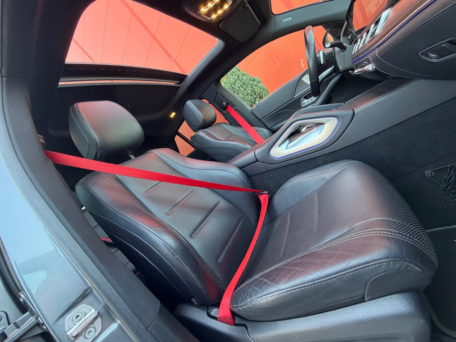 Mercedes-Benz GLE 400 COUPE* AMG* БАРТЕР, снимка 9 - Автомобили и джипове - 54222274